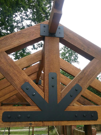 Barn Bracket for an outdoor kitchen in Florida